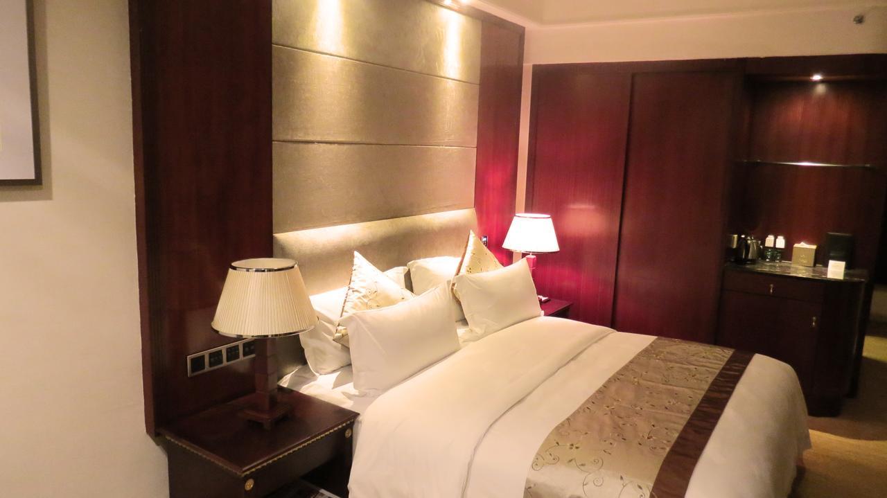Rongjiang Hotel Jieyang Eksteriør bilde